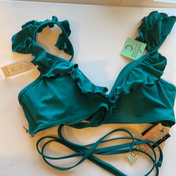 🔥NEW Jade Ruffle 2PC Bikini - Picture 5 of 13